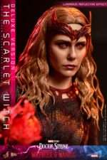 Doctor Strange in The Multiverse of Madness: The Scarlet Witch Deluxe - Imagen 3