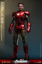 The Avengers: Iron Man Mark VI 2.0 Suit-Up Gantry - Imagen 2