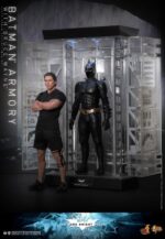 The Dark Knight Rises: Batman Armory with Bruce Wayne - Imagen 4