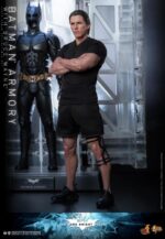 The Dark Knight Rises: Batman Armory with Bruce Wayne - Imagen 2
