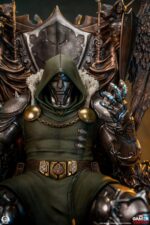 Doctor Doom - 1:3 Scale Statue - - Imagen 3