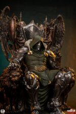 Doctor Doom - 1:3 Scale Statue - - Imagen 12