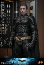 The Dark Knight: Batman Armory with Bruce Wayne (2.0 Ver.) - Imagen 6