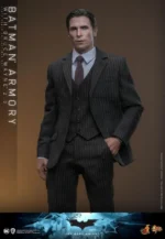 The Dark Knight: Batman Armory with Bruce Wayne (2.0 Ver.) - Imagen 18