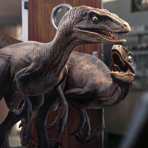 raptors_iron-studios