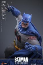 Batman: The Dark Knight Returns - Batman (Battle Damaged Version) - - Imagen 11