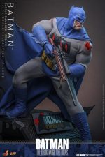 Batman: The Dark Knight Returns - Batman (Battle Damaged Version) - - Imagen 7