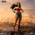 DC Trinity: Wonder Woman - Legacy Replica - - Imagen 2