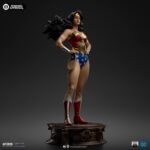 DC Trinity: Wonder Woman - Legacy Replica - - Imagen 4