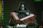 Avengers: Doomsday - Doctor Doom (Ultimate Version) - - Imagen 16