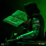 Avengers: Doomsday - Doctor Doom on Throne - - Imagen 8